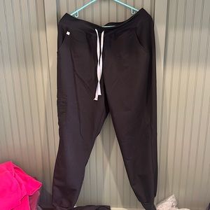 Black figs pants! Zamora jogger